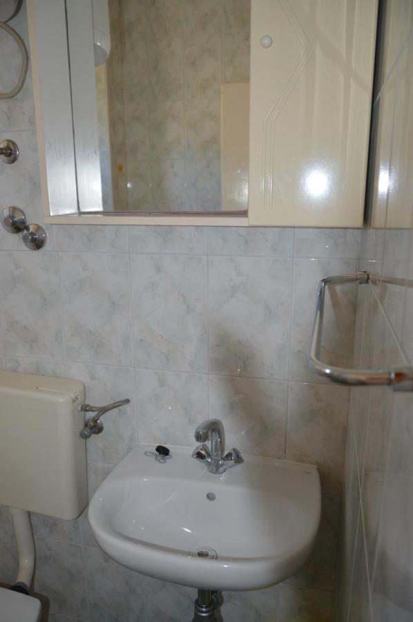 Apartman Mare Drvenik  Zewnętrze zdjęcie